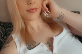 blonde baddie. - 23 - Image 1