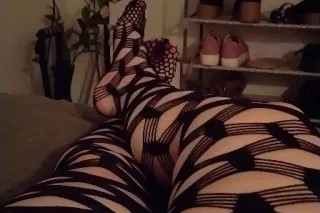 Sexy MILF Amber Rain 🌧 Guarant... - Image 1