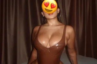 😋 Naughty girl looking for a b... - Image 3