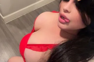 🥰rica Colombiana Gordibuena 🇨🇴ven a disfrutar de mi rico cuepo 🔥y mi vajina apretadita - Image 2