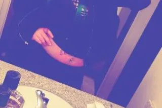 My Roommate isnt home, come ov... - Image 2
