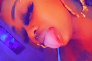 💋💋beauty passionate kisser bab... - Image 2