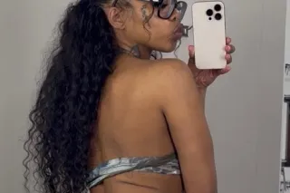 🌸Soft Juicy Curves 🍑 Pretty Fa... - Image 1