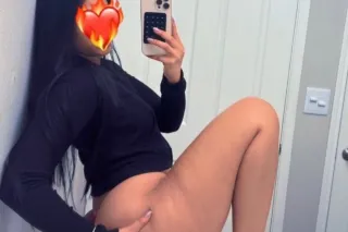 chica caliente Disponible 😋 pa... - Image 3