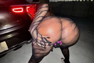 BORED❓💦 LATE NIGHT FUN💦❄LET ME... - Image 1