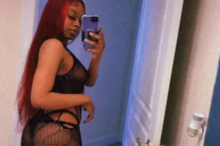 outcalls💦🩷 5⭐Seductive Goddess ✨👑 Slim body fat Ass💋Don't miss out❌🩷🏆💦100% Real - Image 1