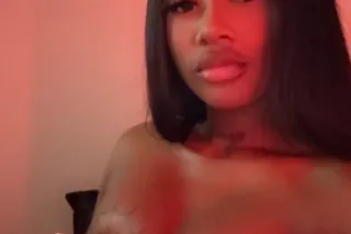 Fun petite treat 😍 - 21 - Image 4