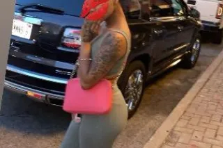PRETTY PUSSY 😩💕 - Image 5