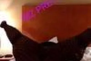 CUM SEE THA PHATTEST ASS IN CA... - Image 1