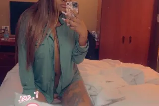 Available 💦With Your favorite ... - Image 3