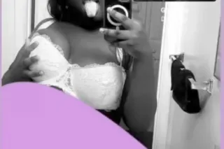 $70 head only and 2 girls 😝😜!!... - Image 3