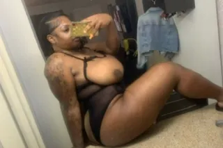 FREAKY ASS FRIDAY LETS GET LIT... - Image 3