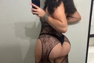💋Latina canelita irresistible, Curvas que provocan morbo🥵Lista para experiencias llenas de placer.. - Image 3