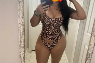 💋Latina canelita irresistible, Curvas que provocan morbo🥵Lista para experiencias llenas de placer.. - Image 1