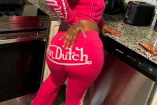 Yo Favorite Creamer Backkkkkk ... - Image 1