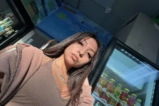 facetime shows only. no dates.2 girl special - Image 6