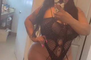 incall or out, come play with ... - Image 1