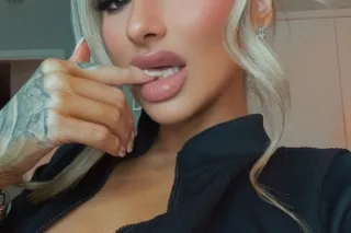 ✨ Classy, Gorgeous & Worth You... - Image 2