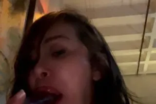 sexy MILF!! XxxTreat without the tricks...im the life of every party 🥳🌬💨❄ - Image 1