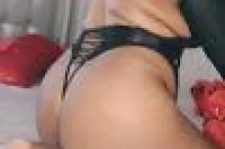 OUTS ONLY 👄💦🍆Fun Size Bubble bOOTy Ebony GREEK Queen Here 2 ProVidE U W. tHe BesT - Image 1
