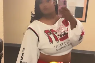 COME MAKE THIS PUSSY NUT 🤭🥰NO ... - Image 1