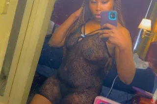 🌹Available NOW‼💕Sexy Slim Thic... - Image 3
