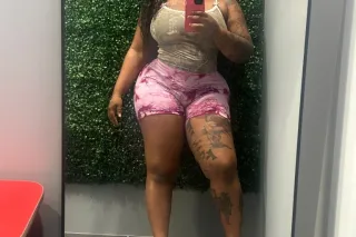 PETITE THICK GIRL .....OUTCALL... - Image 3