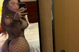 BETTER and WETTER 💦💦😍 lets meet - Image 6