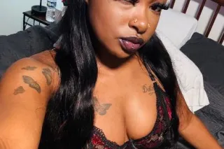 NEW IN TOWN GENTLEMEN 👅Txt Me📲... - Image 3