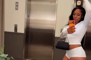 phat pussy creamer n squirter ... - Image 2