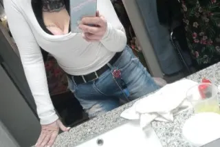 IT'S THIRSTY THURSDAY!! SERIOUS INQUIRIES ONLY!!!- - Image 5