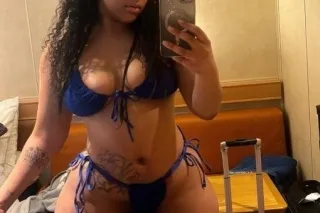 🔥Ebony Hot Girl🔥Wet n Juicy Pu... - Image 2