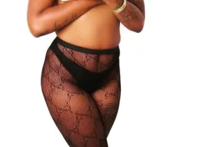 xotic sexy Godess curvy Bombsh... - Image 1