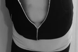 Your curvy dream girl is here ... - Image 1