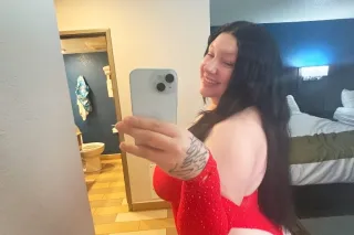 zoeyyyy, thick, wet n ready😉 -... - Image 3