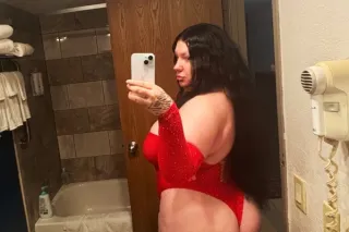 zoeyyyy, thick, wet n ready😉 -... - Image 4