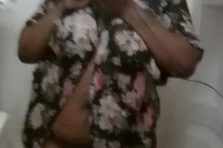 CAUTION SLIPPERY WHEN WET!! - ... - Image 2