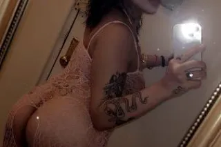 Megan 👅🐐 - 25 - Image 4