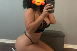 😘🤩 LATINA SEXY AND AVAILABLE N... - Image 4