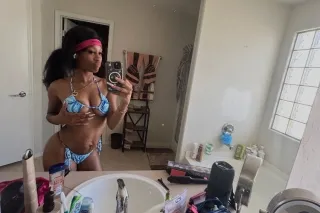 Here for a good time - Image 3