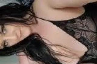 sexy brunette at your service - Image 8