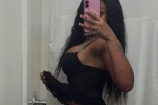 🥰I'm available 🥰 - 25 - Image 1