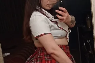 Green Eyed Girl Will Rock Your... - Image 3