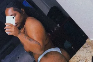 Chocolate Fountain 🍫🍪 Incall -... - Image 1