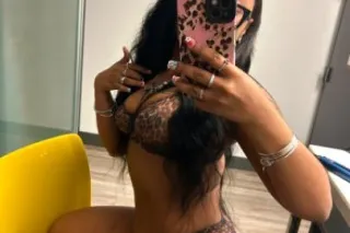Back In Town For The Weekend Catch Me💞💞💕 - Image 5