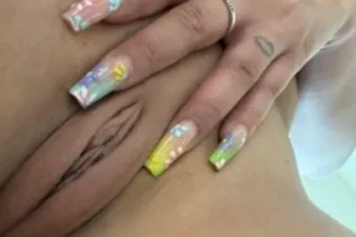 Prettiest pussy in the city 🩷🩷🩷 - Image 3