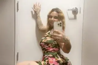 onlyfans.com/fineassmoneyy i sell panties pics v/c and videos - Image 9