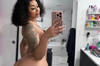Hi sweetie😍🥵 I’m Brenda— an in... - Image 4