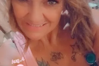 🔥💦 WHO WANTS TO FUK A SQUIRTIN COUGAR ❓💦🔥 - Image 6