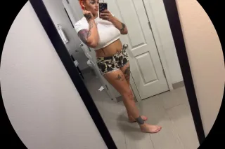 ocean here ready for some funnn 😝 2 girl with STARR also - Image 12